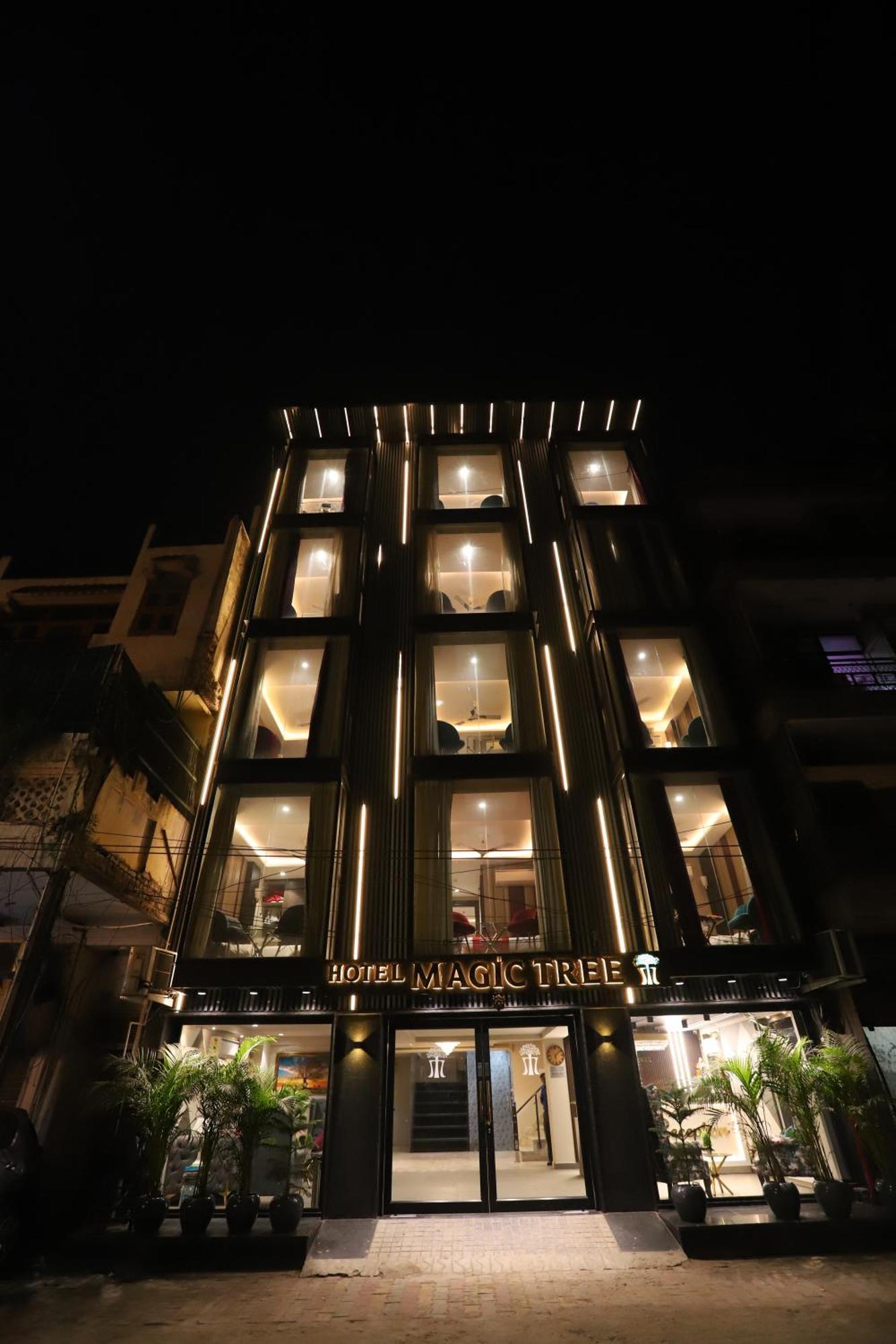 Hotel The Magic Tree - Paharganj Νέο Δελχί Εξωτερικό φωτογραφία