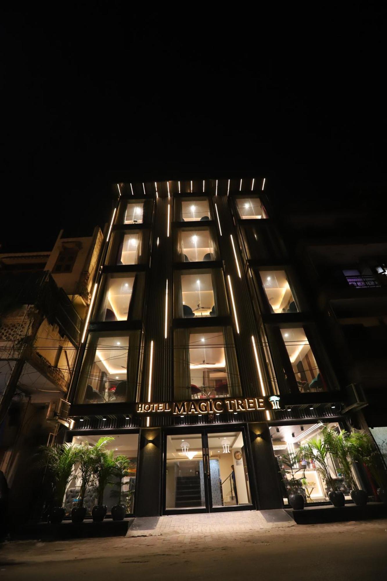 Hotel The Magic Tree - Paharganj Νέο Δελχί Εξωτερικό φωτογραφία