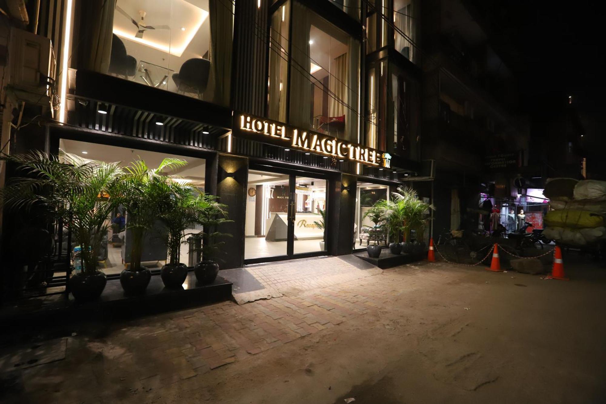 Hotel The Magic Tree - Paharganj Νέο Δελχί Εξωτερικό φωτογραφία
